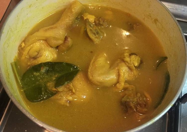 Bumbu Menyiapkan Mpasi 1y Kari Ayam Indonesia, Menggugah Selera
