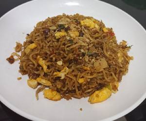 Cara Memasak Cepat Nasi Goreng Mawut Indomie Enak dan Sehat