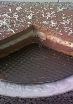 Foto principal de Tarta tres chocolates