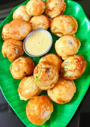 A picture of Urad dal appe.
