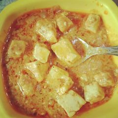 A picture of Shahi paneer.