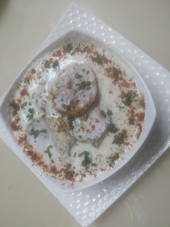 चीले का रायता (Cheele ka raita recipe in hindi) रेसिपी मुख्य फोटो