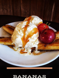 A picture of Bananas foster.