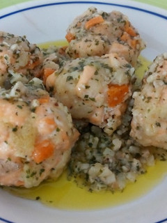 Una foto de Albóndigas de salmón