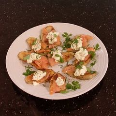 A picture of Smoked Salmon Potato Cheese Crisps.