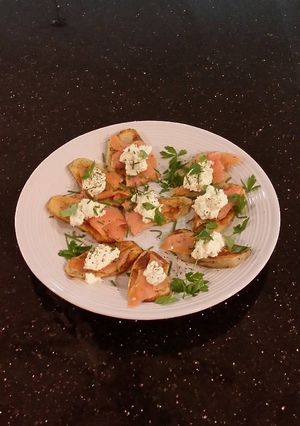 A picture of Smoked Salmon Potato Cheese Crisps.