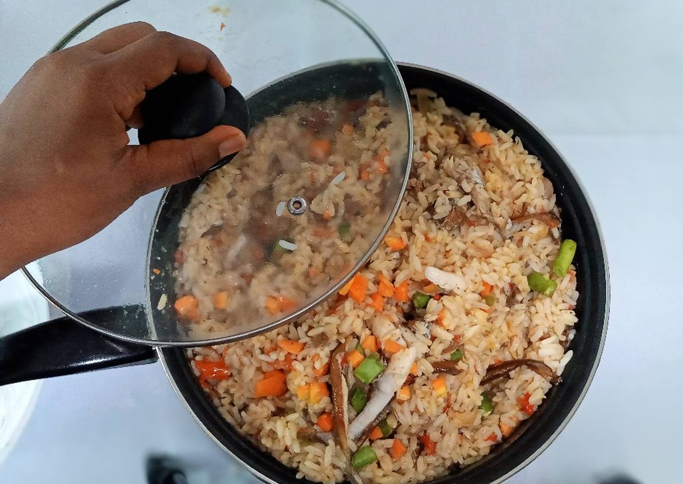 How to Make Coconut Jollof Rice
