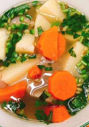 Hình của món Canh sa kê hầm đuôi heo.