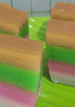 Foto resep 🌈 Kue Lapis Kukus 🌈