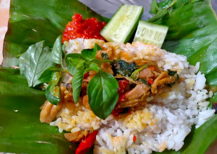 Nasi Bakar Ayam Kemangi 🌿☘�?�?�