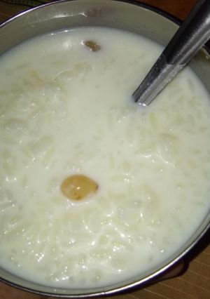 चावल की खीर (chawal ki kheer recipe in Hindi) रेसिपी मुख्य फोटो