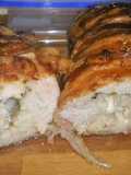 Pechuga de pollo abrigada rellena de queso de cabra