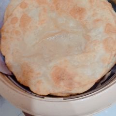 Puri paratha A picture of Puri paratha.