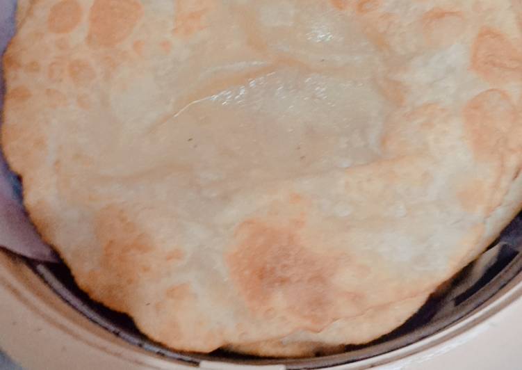 Puri paratha