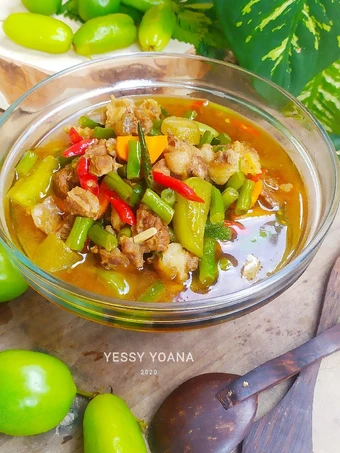 Langkah Gampang Menyiapkan Resep Asem-asem segar daging sapi Anti Ribet, Mantap