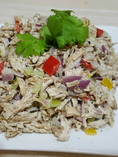 Una foto de Ensalada de pollo