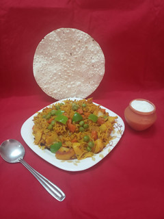 વઘારેલો મીકસ વેજ. ભાત (Vagharelo Mix Veg Bhat Recipe In Gujarati) રેસીપી મુખ્ય ફોટો