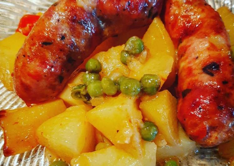 Salsiccia con patate al forno