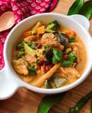 Gà Rút Xương Nấu Cà Ri Thái Đỏ