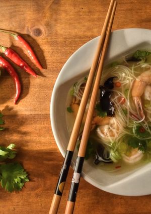 Une photo de Soupe de vermicelles et crevettes