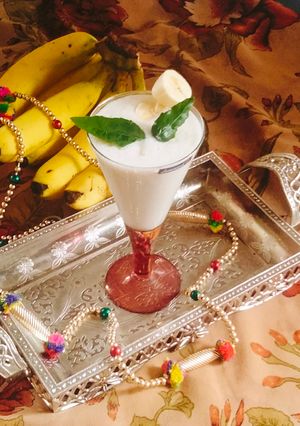 A picture of BANANA and CURD SMOOTHIE 🥤.