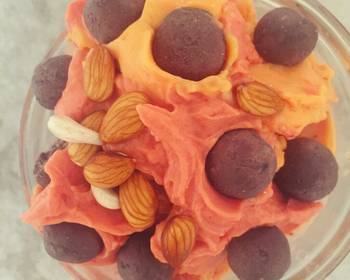 Easy Recipe Papaya strawberry ice cream sugar gluten dairy egg grain free Delicious Perfect