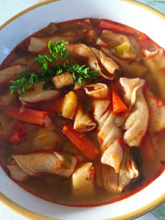 Hurkatészta leves recept fotója