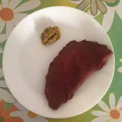 A picture of Flaxseed beetroot chilla.
