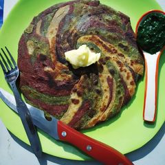 A picture of Tricolour Paratha.