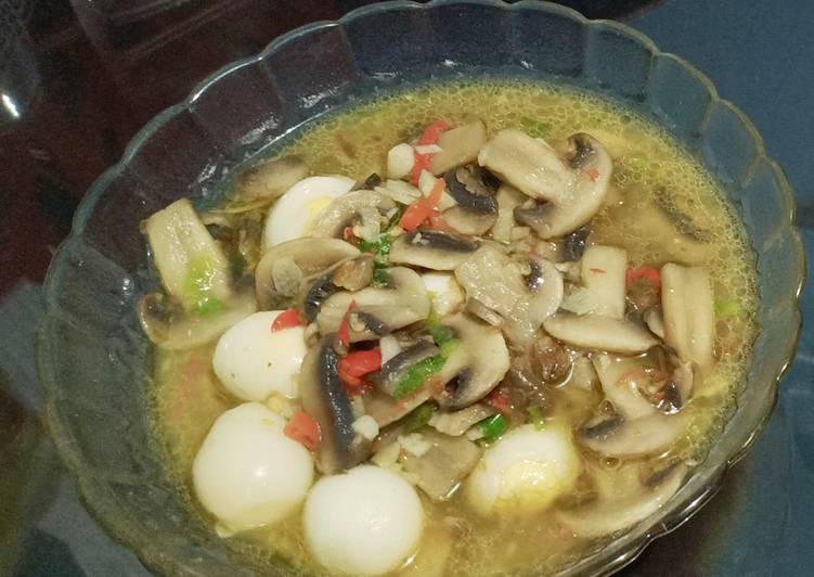 Resep Tumis Jamur Telur Puyuh Oleh Sofri Aidiyah Cookpad