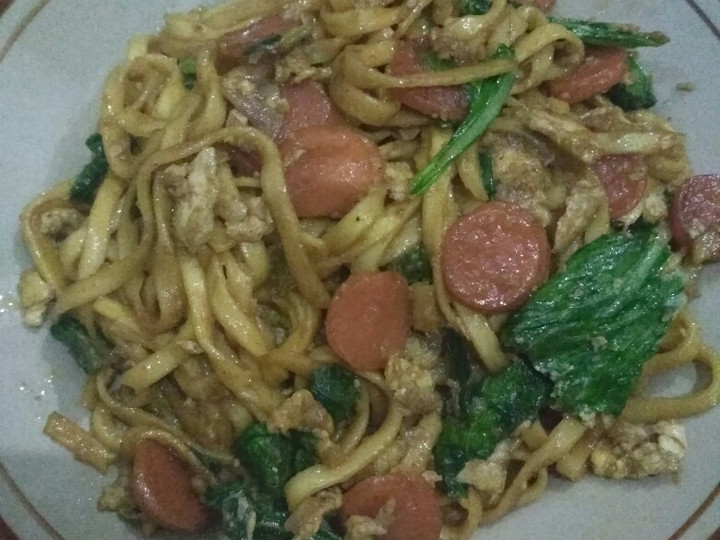Cara Bikin Mie goreng sosis telur Sederhana Dan Enak