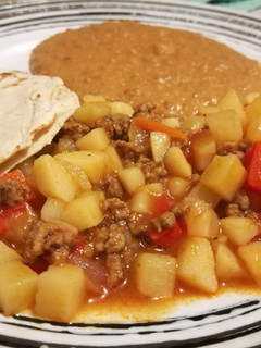 Una foto de Picadillo de Carne molida con Papas