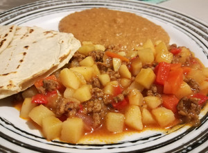 Una foto de Picadillo de Carne molida con Papas