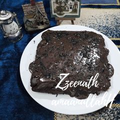 A picture of Glazed Chewy Brownies.