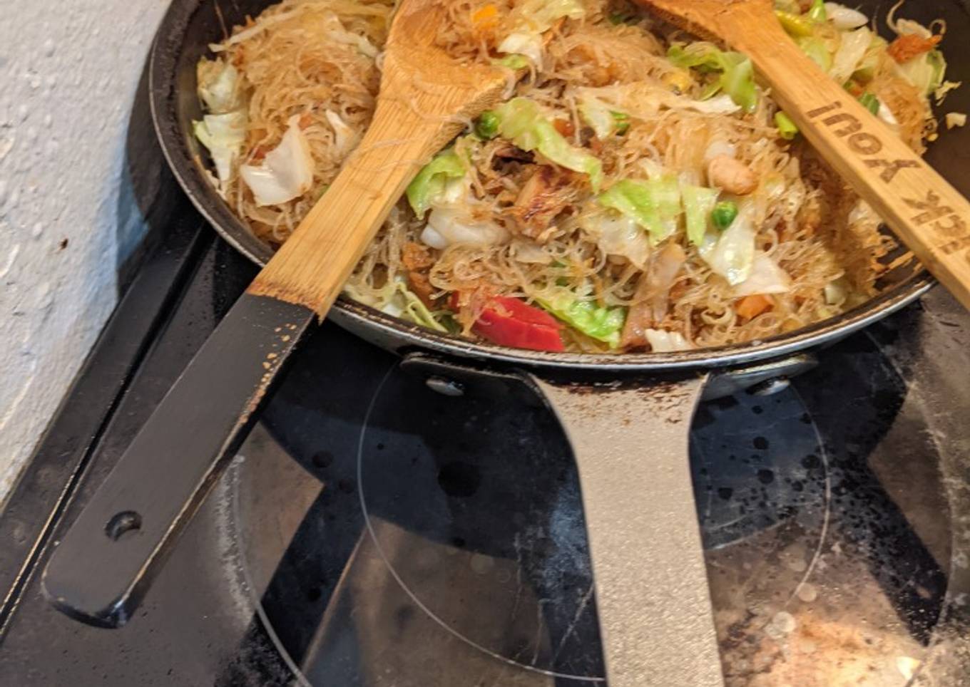 Bihun daging ayam goreng ala maya