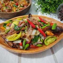 A picture of Tongkol asin pedas manis.