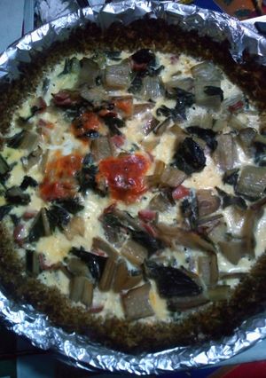 Una foto de Keto: Quiche de acelga con crust de brócoli