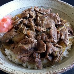 Gyū Don A picture of Gyū Don.