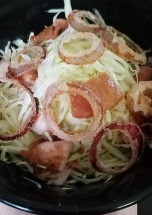 A picture of Chicken Salad.