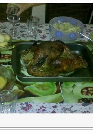 Una foto de Pavo Navideño al horno 🦃 en Salsa de vino 🍾 y pasas 🍇