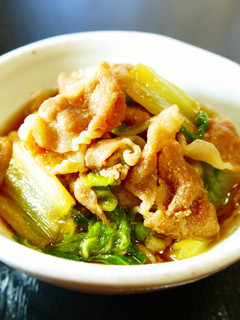 A picture of Pork Loin and Napa Cabbage Sukiyaki-Style Stew.