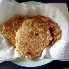 A picture of Kal's Fritters.