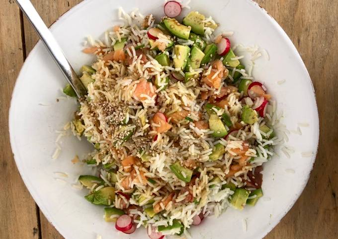 Salade de riz façon Poke Bowl