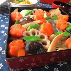 A picture of For the New Year's Feast: Standard Chikuzen-ni (Simmered Chicken and Vegetables).