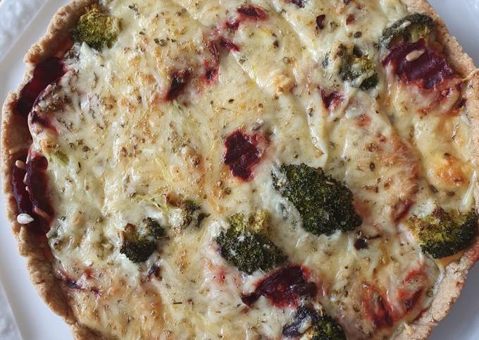 Quiche mit Roter Bete und Feta