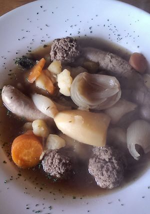 A picture of Mandys meat lovers stew.