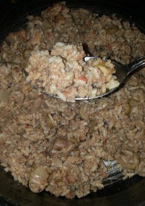 A picture of Fire Turkey Rice (Taco Bell sauce).