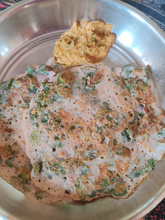 கேழ்வரகு முருங்கைக்கீரை தோசை (Kelvaraku murunkai keerai dosai Recipe in Tamil) செய்முறை முக்கிய புகைப்படம்