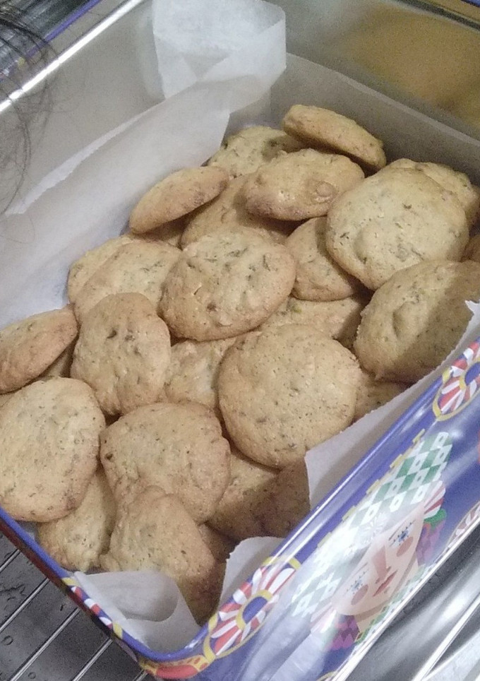 Una foto de Cookies de pistachos y chocolate blanco