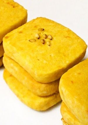 A picture of Kabocha Cookies with Aromatic Sesame.